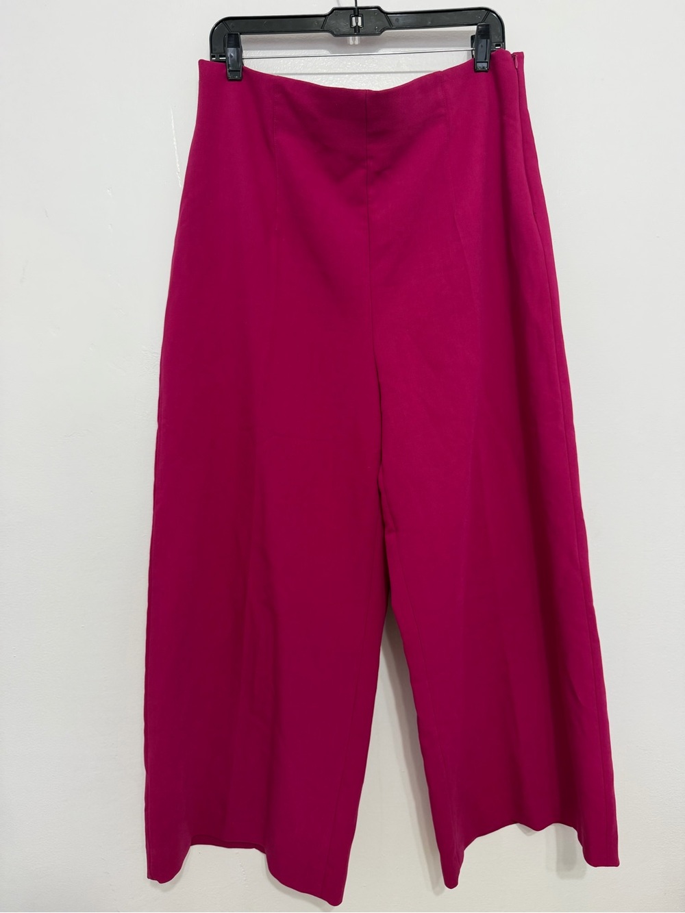 ZARA Wide Leg High-Waist Crop Pants in Fuchsia